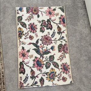 Threshold Floral Accent Rug in Multicolor on Cream